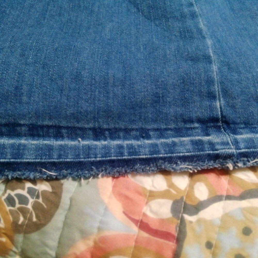 J JILL DENIM MED PETITE JACKET WITH HIDDEN DRAWSTRING - Picture 2 of 6